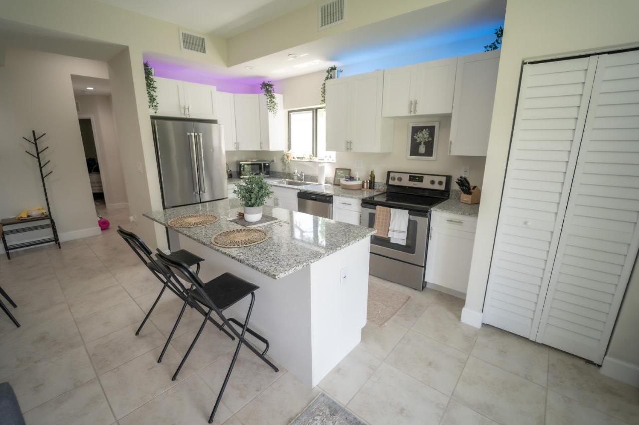 Luxury Miami Vacation! Next To Wynwood & Design District Apartment Екстериор снимка